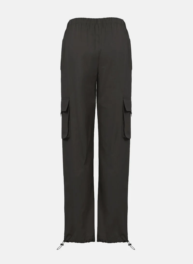 Lichi Loose cargo trousers with elastic pants legs