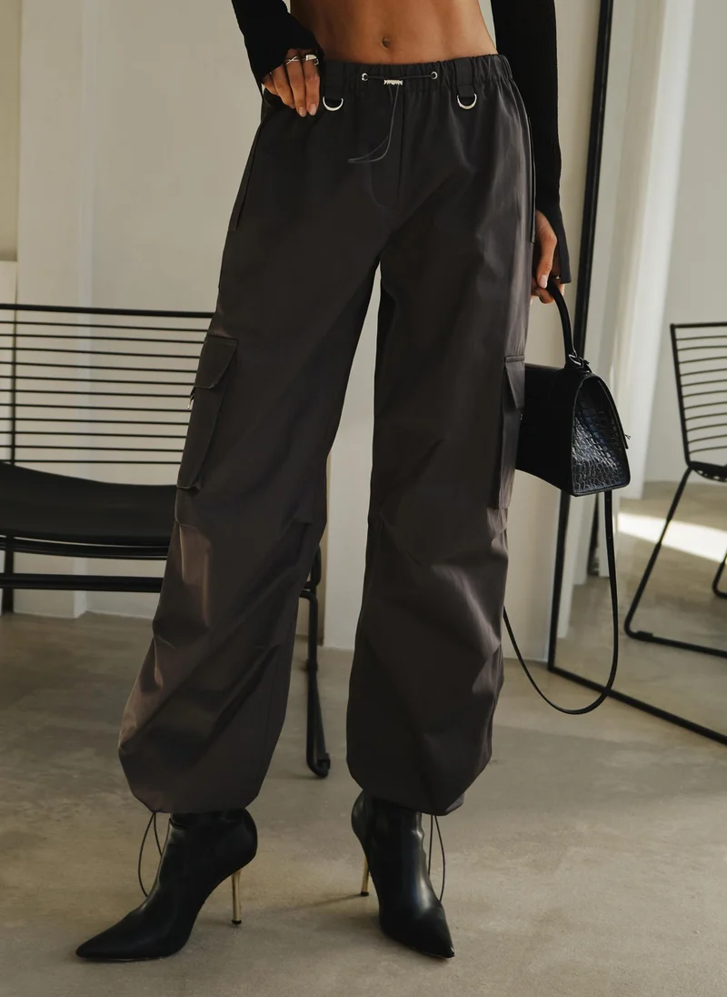 Lichi Loose cargo trousers with elastic pants legs