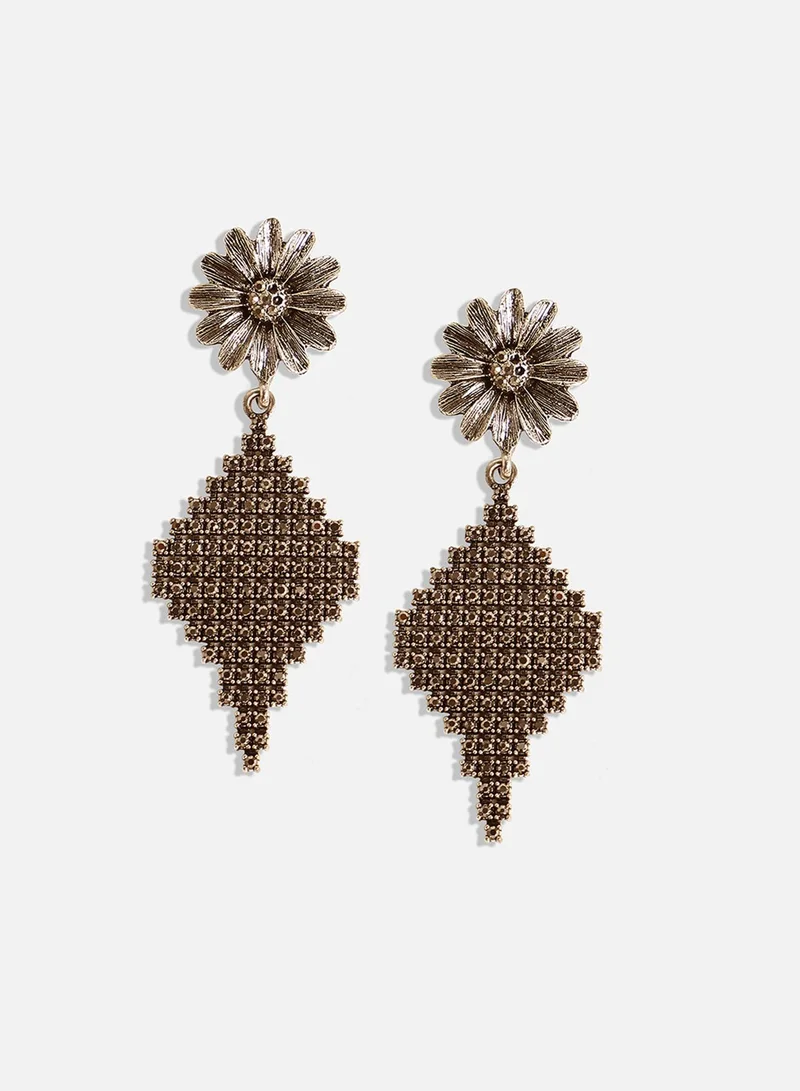 SOHI Intricate Curve Daisy Artificial Drop Earring Jewellery
