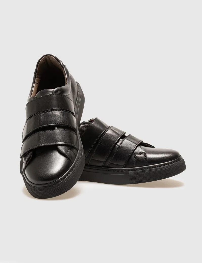 كاباني Black Men's Sports Shoes