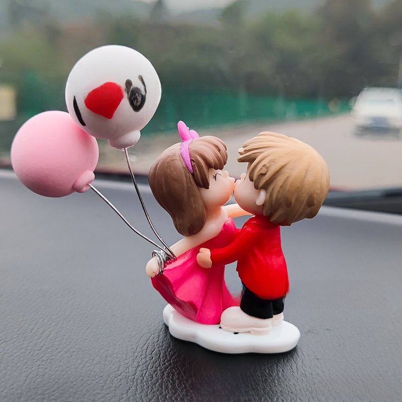 Generic Car Balloon Couple Figurines Decor Hug Couple + Love Balloon
