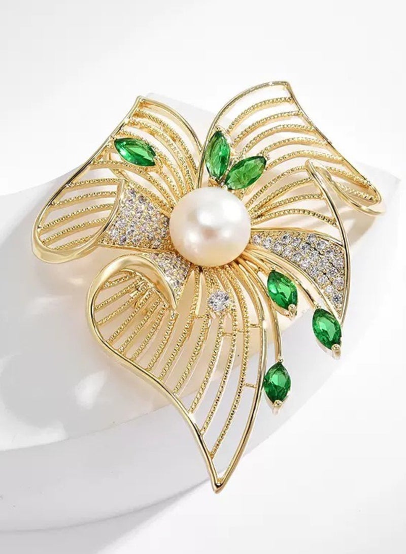 Crystal Pearl Flower Brooch - A fashionable and beautiful artificial diamond floral brooch, suitable for parties, dances, weddings, and elegant ladies and girls gift - Image 5