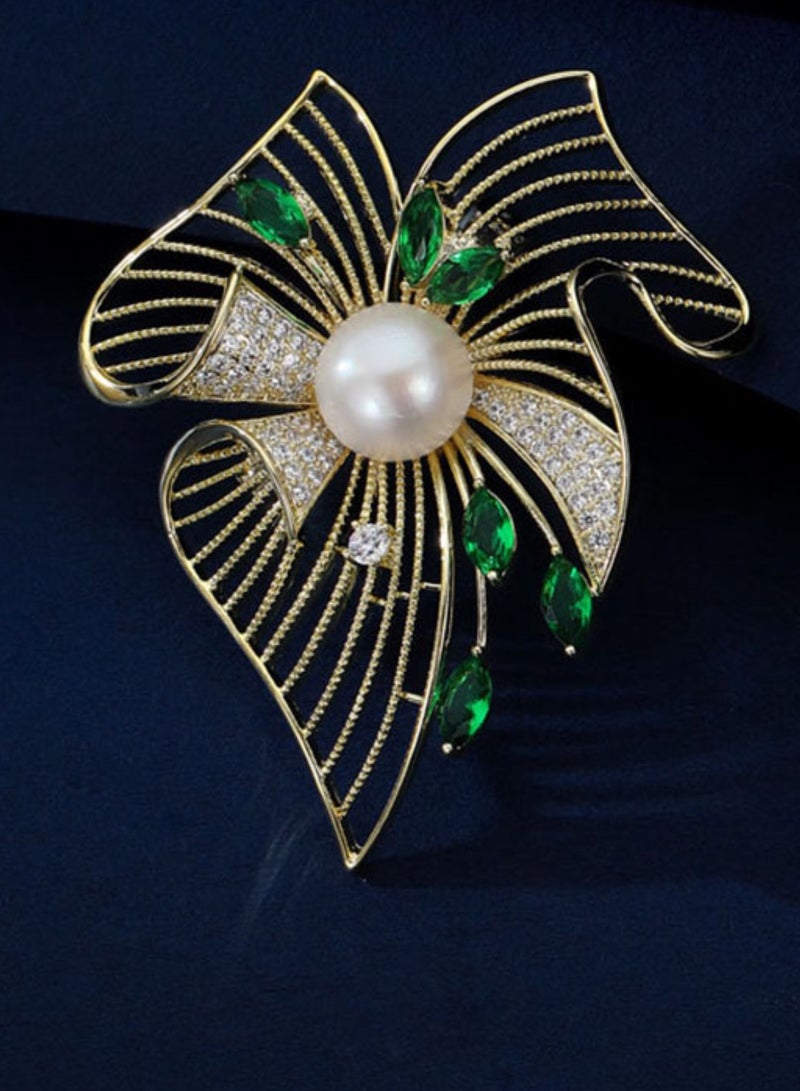 Crystal Pearl Flower Brooch - A fashionable and beautiful artificial diamond floral brooch, suitable for parties, dances, weddings, and elegant ladies and girls gift - Image 2