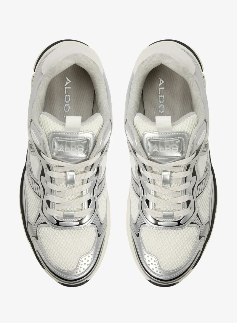 الدو سنيكرز برباط ورقبة منخفضة