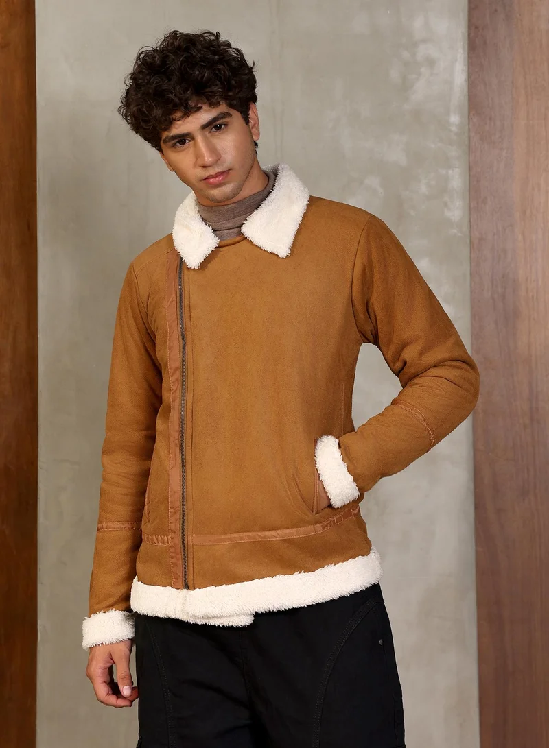 كامبوس سوترا Campus Sutra Men's Tan Brown Contrast Sherpa-Lined Suede Biker Jacket | Notch Collar , Sherpa-Lined Sleeves , Zipper Closure , Straight Hem | Solid Textured For Casual & Daily Wear