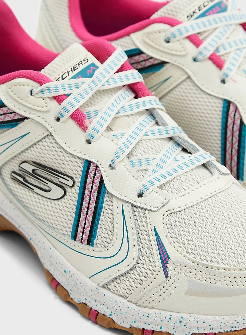 SKECHERS Hillcrest