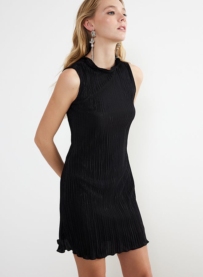 trendyol Black A-Cut Lined Pleated Knitted Short Elegant Evening Dress TPRSS24EL00068  - Image 2