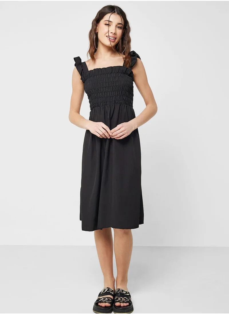 Ginger Smocked Ruffle Sleeve Dress