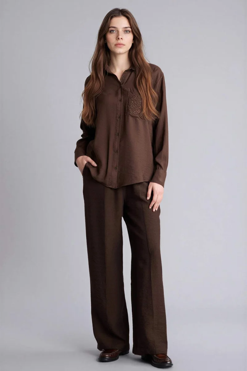 ديفاكتو Straight Fit Regular Hem Trousers