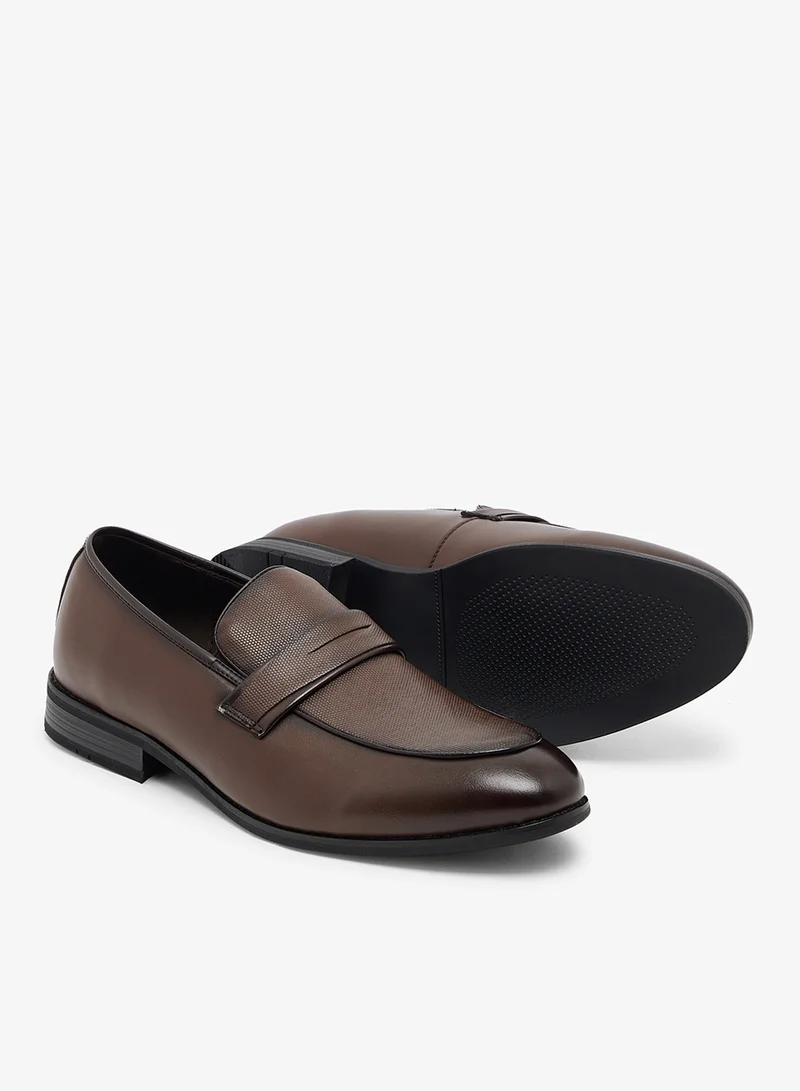 Robert Wood Texture Detail Formal Slip Ons