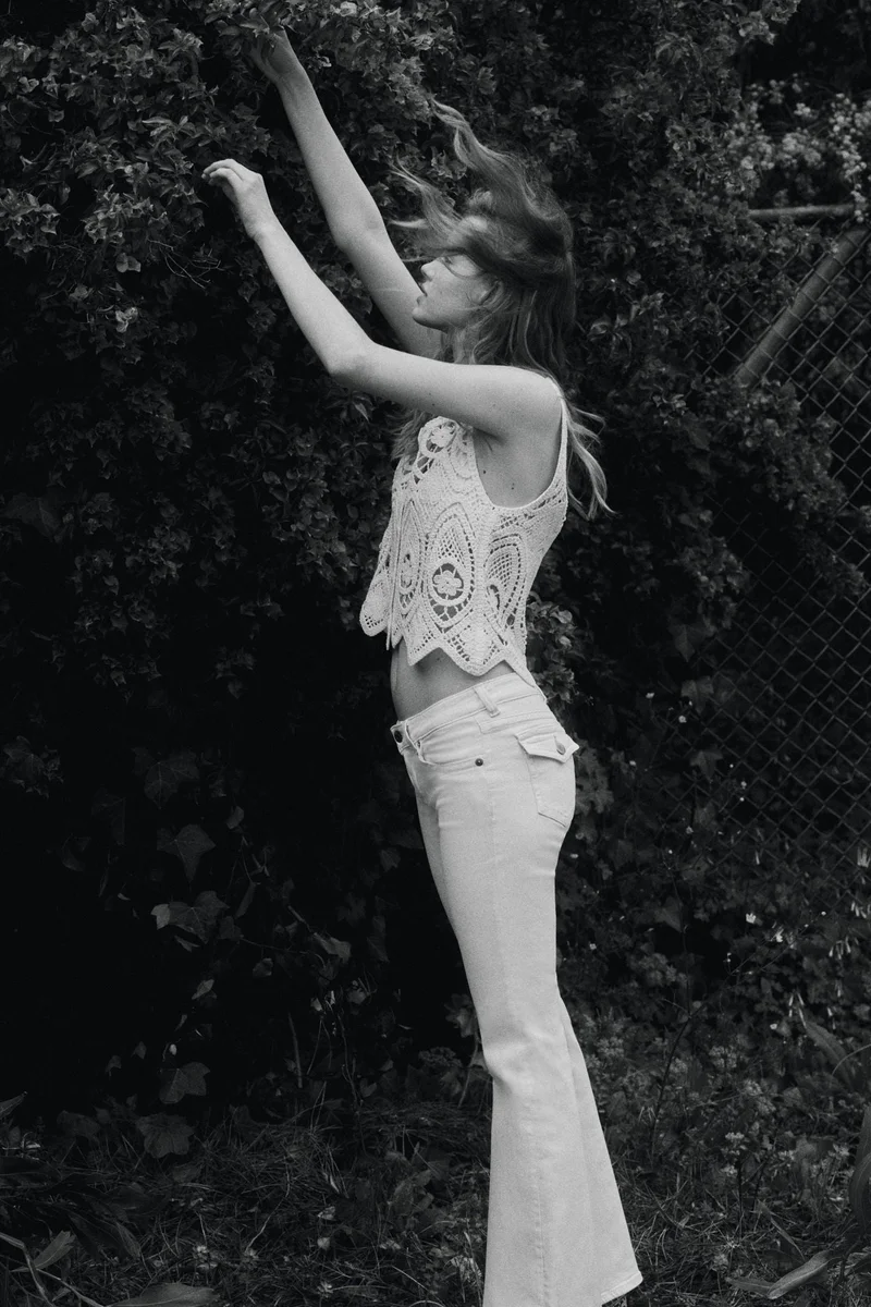 H&M Flared Low Jeans