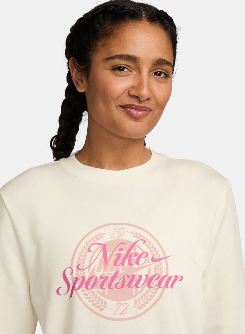 Nike Nsw Club Fleece Graphics Sweatshirt - Image 3