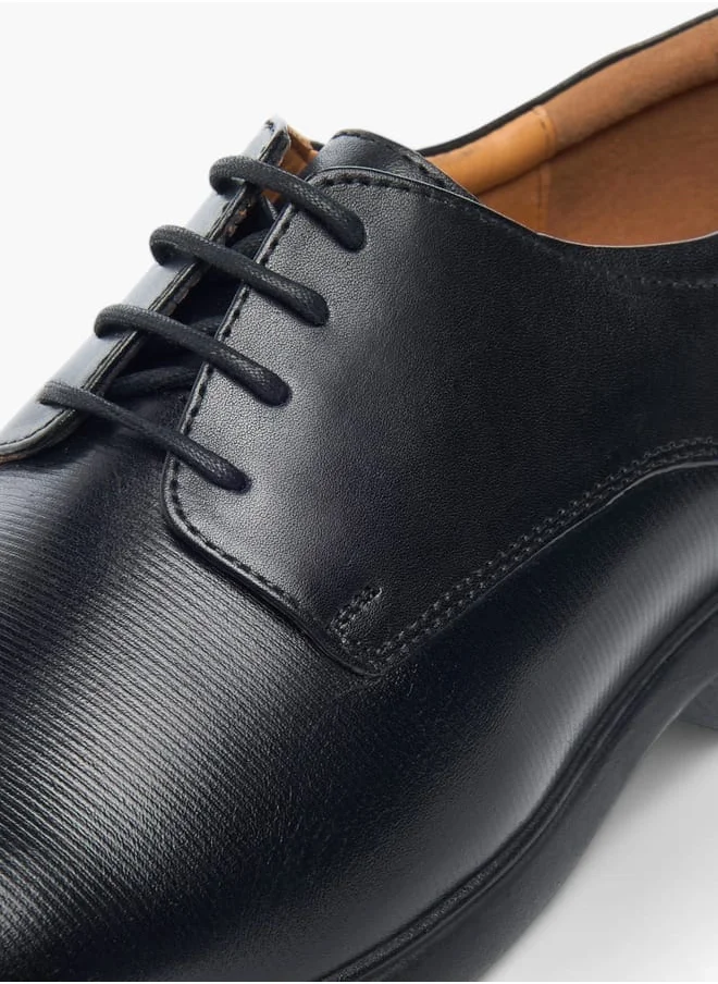 دوتشيني Mens Textured Derby Shoes With Lace-Up Closure