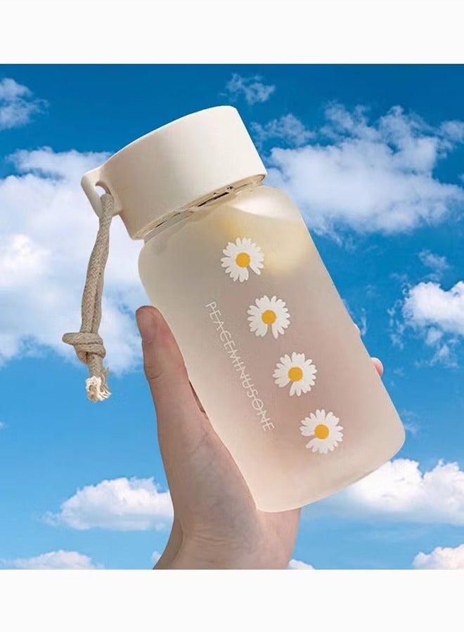 Frosted Water Bottle, Leakproof Portable Small Daisy Transparent Plastic Frosted Travel Tea Cup for Kids, Adults, Gym, School, Sport, Cycling 500 ml - Image 4