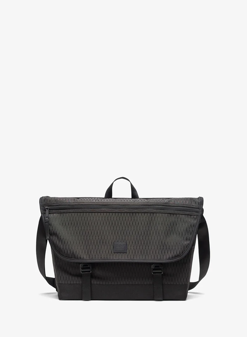 Herschel Cove Messenger