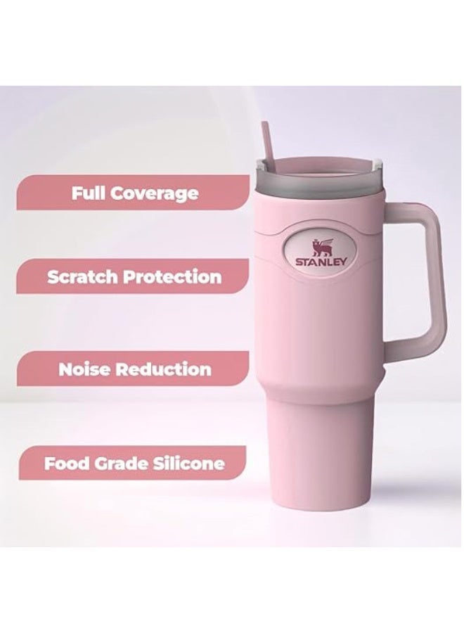 ستانلي غطاء سيليكون كامل للكوب متوافق مع Stanley Quencher سعة 40 أونصة، واقي مانع للانزلاق والخدوش وتقليل الضوضاء، قابل للغسل وإعادة الاستخدام، وردي، قطعة واحدة - Image 3