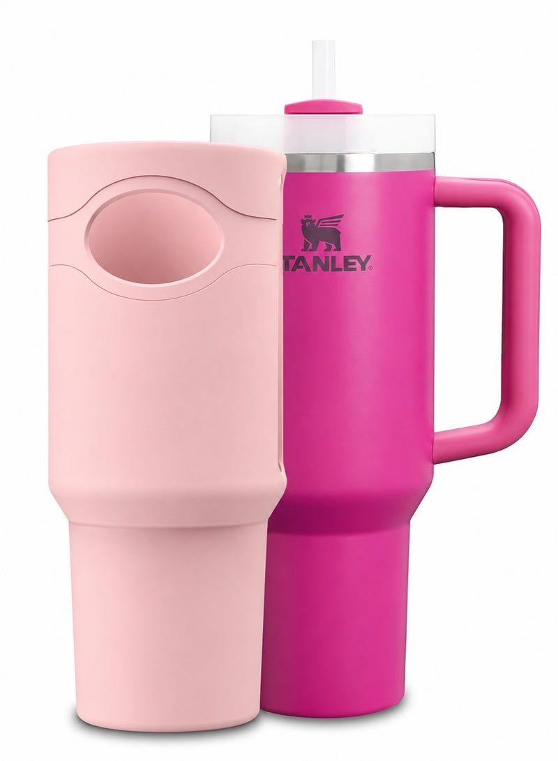 ستانلي غطاء سيليكون كامل للكوب متوافق مع Stanley Quencher سعة 40 أونصة، واقي مانع للانزلاق والخدوش وتقليل الضوضاء، قابل للغسل وإعادة الاستخدام، وردي، قطعة واحدة - Image 1