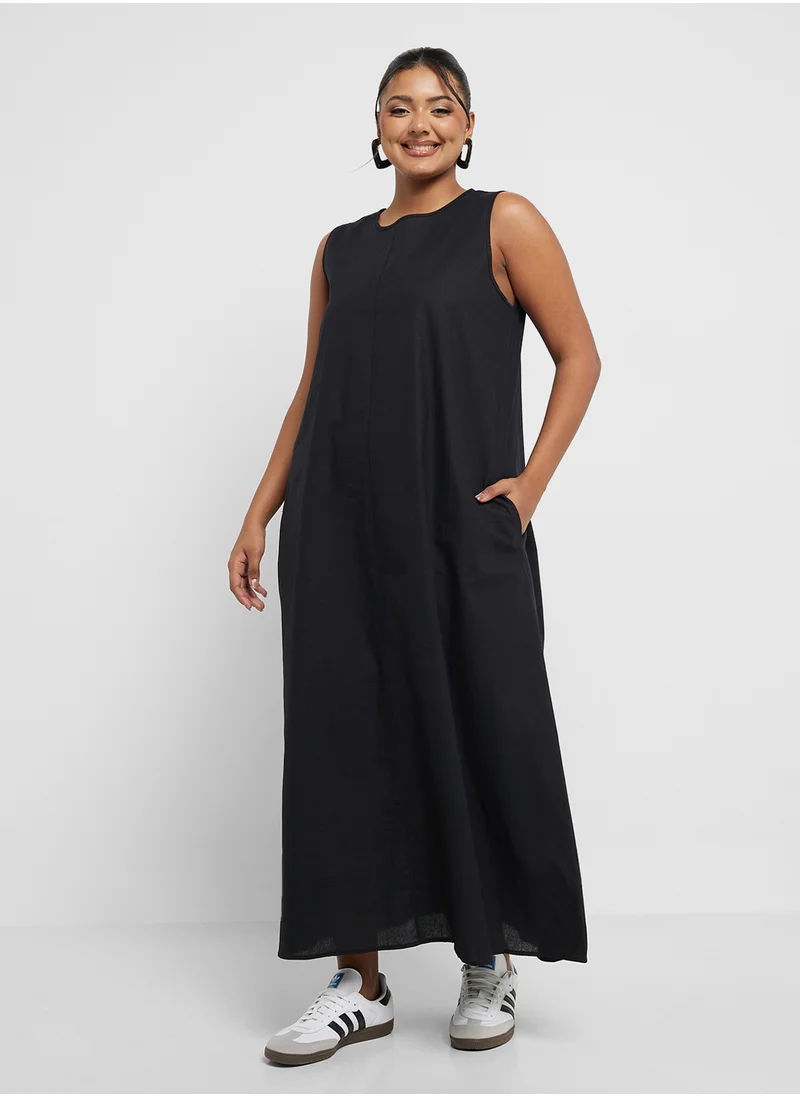 جينجر بلس Sleveless Maxi T-Shirt Dress