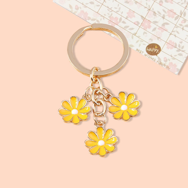 Cross-border special pendant small jewelry key chain cute small fresh flower accessories bag hanging metal key chain Yellow