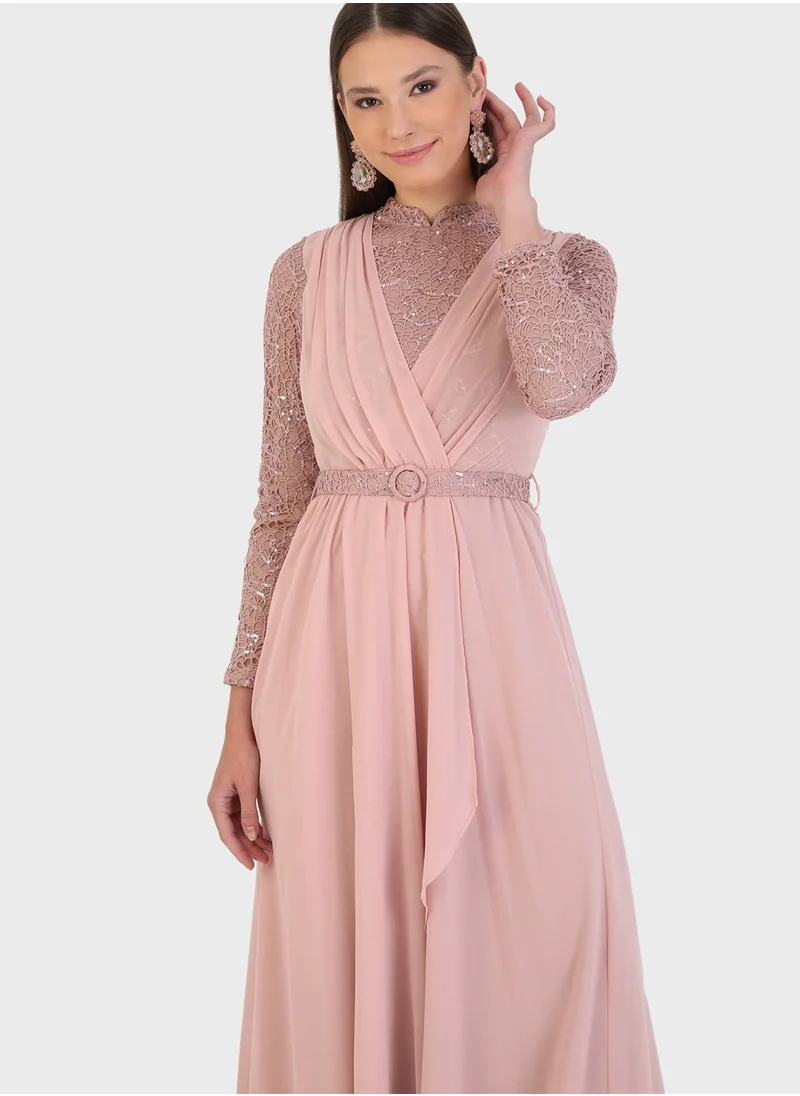 Tavin by Modanisa High Neck Sequin Detail Dress