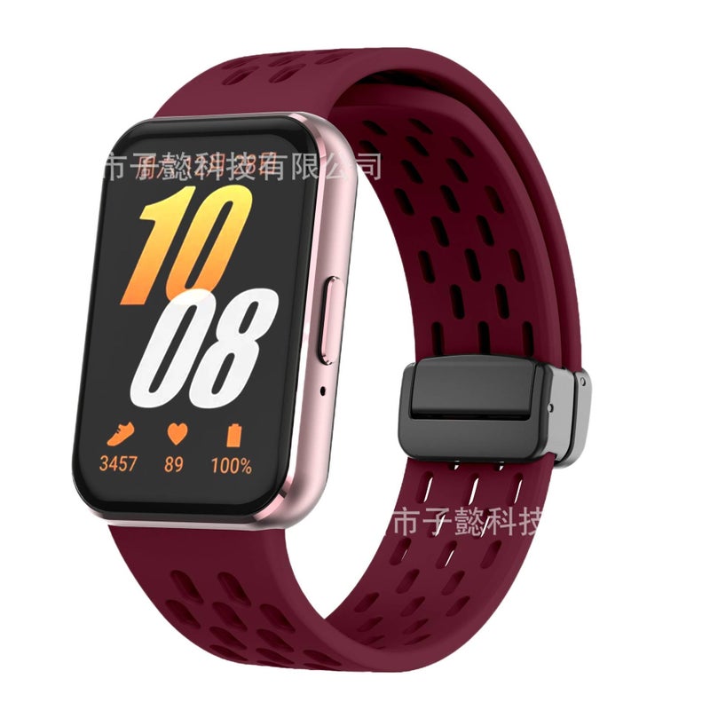 سوار ساعة ذكية رياضي من السيليكون متوافق باللون أحمر قابل للتعديل مع Samsung Galaxy Watch بملاءمة قابلة للتعديل وحزام ناعم للاستبدال اليومي - Image 1