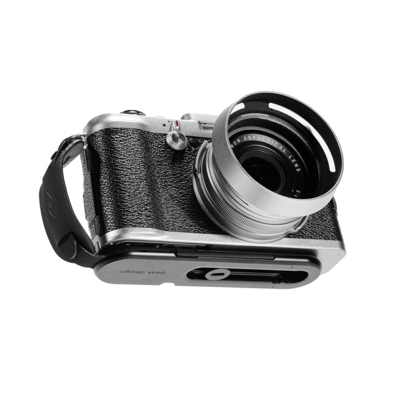 Peak Design Micro Clutch I-Plate Camera Hand Strap, For Mirrorless Cameras, Low-Profile Finger Loop, Battery Access, ARCA-Compatible Baseplate, Secure and Comfortable, Camera Straps for Photographers - Image 3