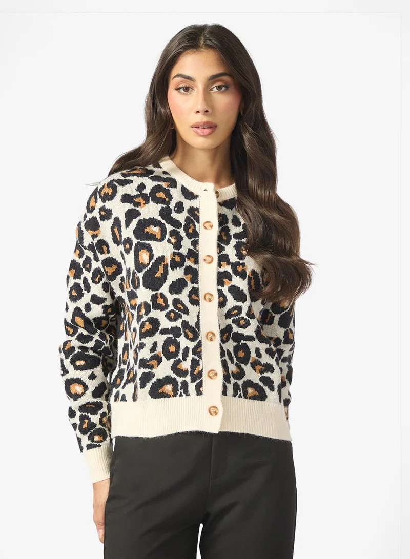 ايلا كارديجان بطبعة حيوانات