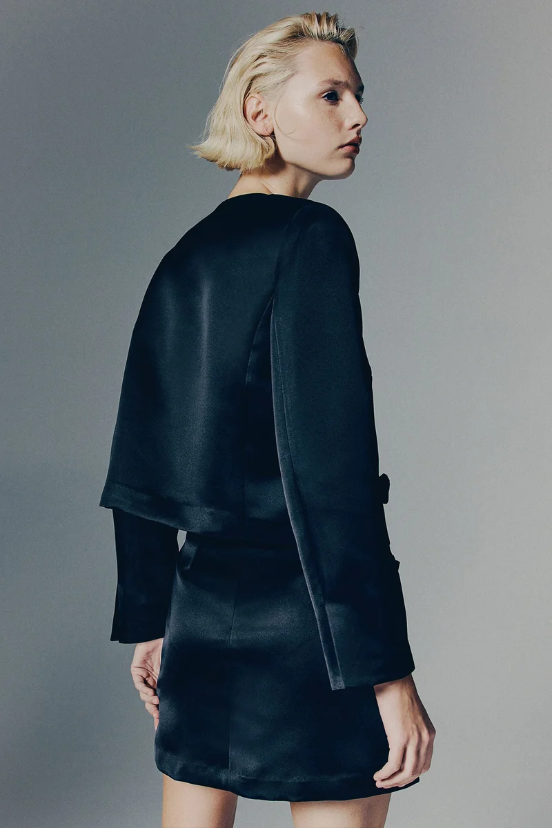 H&M Bow-Detail Satin Blazer