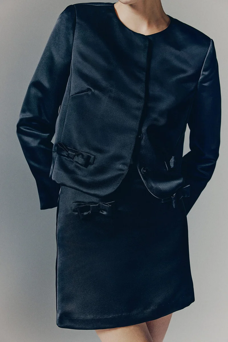 H&M Bow-Detail Satin Blazer