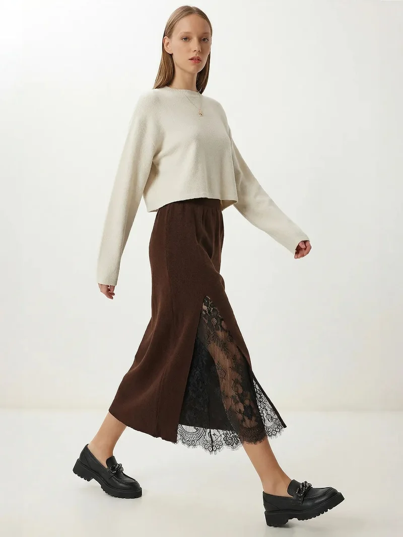 السعادة في إسطنبول ISTANBUL High Waist Lace Maxi Skirt