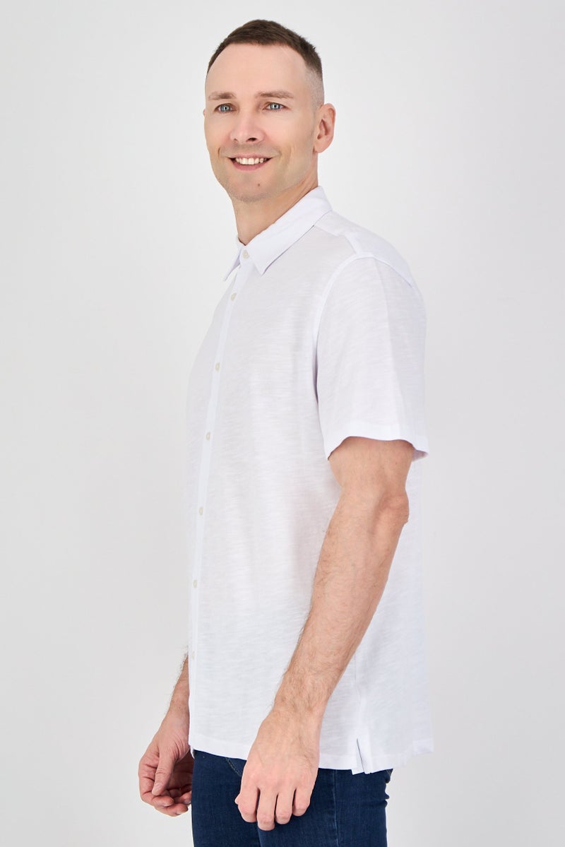 Celio Men Regular Fit Plain Short Sleeve Casual Shirt, White - Image 2