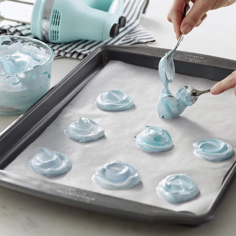 Wilton Perfect Results Premium NonStick Bakeware Cookie Sheet 15 x 10 Inch - Image 5