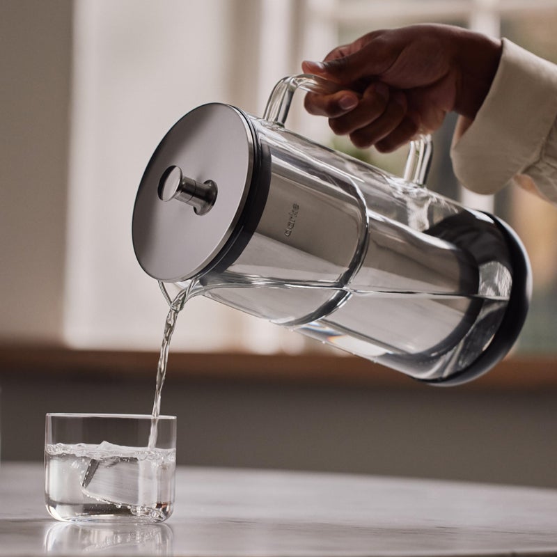 Aarke Purifier - Premium Glass and Stainless Steel Water Filter Pitcher, Refillable Filter System and Granules, 2.4L Pitcher with 1.18L Filtration Capacity - Image 3