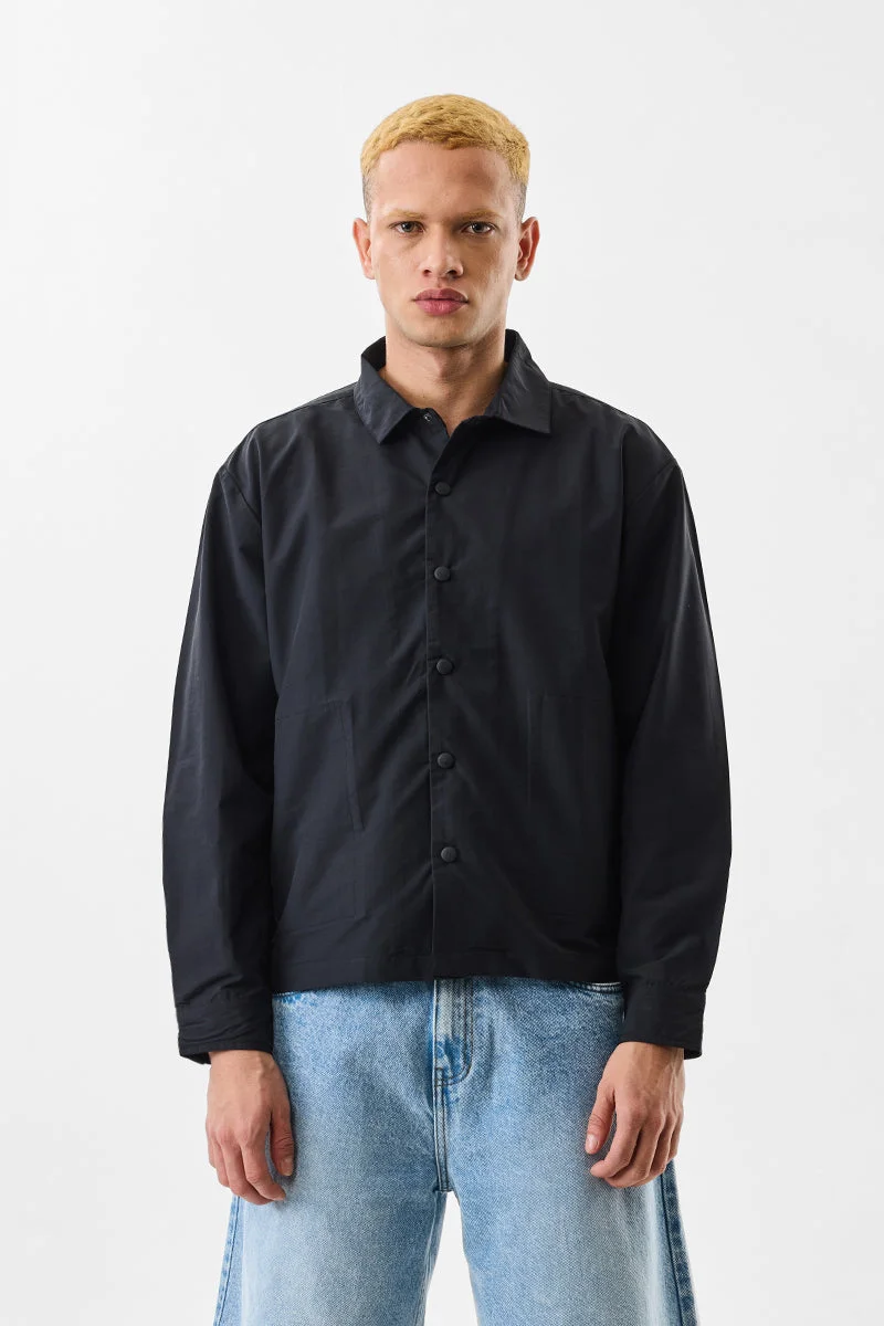 SNITCH جاكيت أسود بقصة عادية