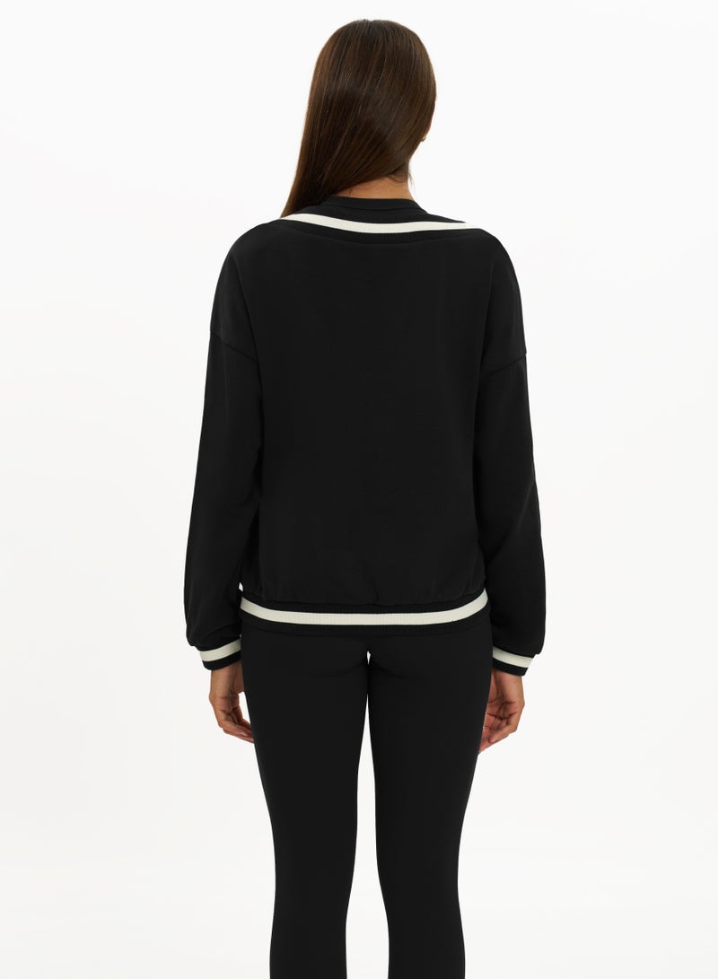 KAWN.YOGA Womens V-Neck Loose Fit Light Sweatshirt - Image 3