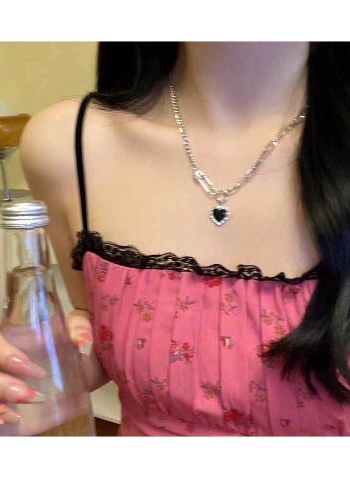 Goolsky قلادة قلب سوداء بسيطة مع دبوس أمان - مزينة بالكامل بحجر الراين، تشوكر عصري وجريء للنساء، ملابس شوارع/حفلات - Image 4