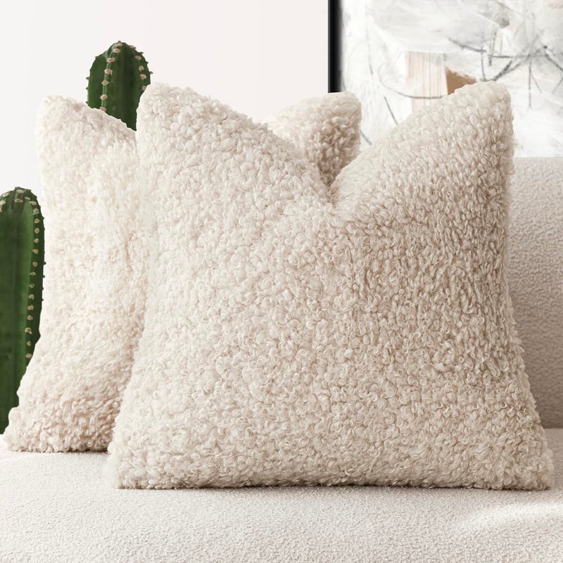 Foindtower Foindtower 2 Pieces Faux Fur Throw Pillow Cover Decorative Sherpa Pillow Fuzzy Accent Pillowcases Soft Sheepskin Fleece Cushion Case for Bed Couch Living Room 18x18 Inch Neutral Cream 