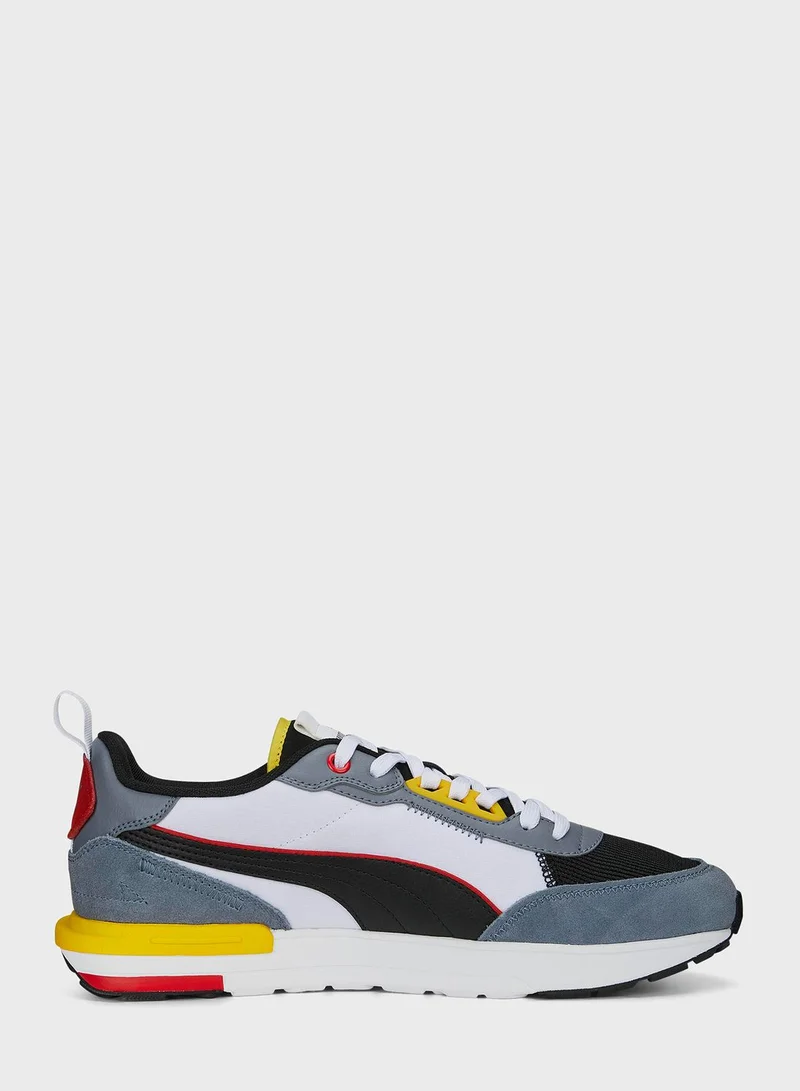 PUMA R22 low top sneaker