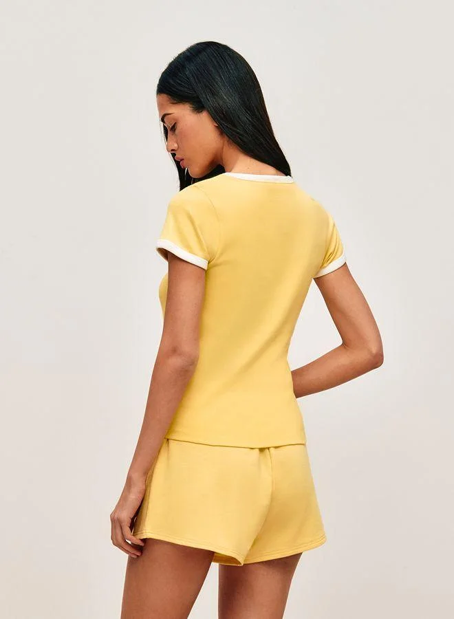 Undiz Yellow fleece shorts