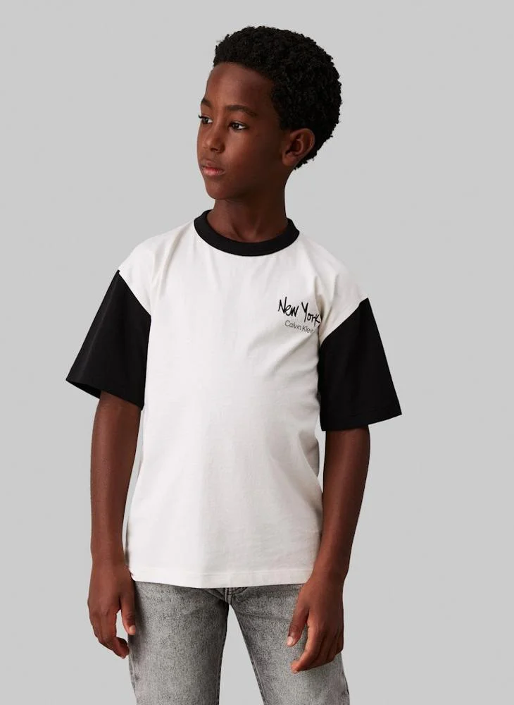 كالفن كلاين جينز Kids Color Block Graphic T-Shirt
