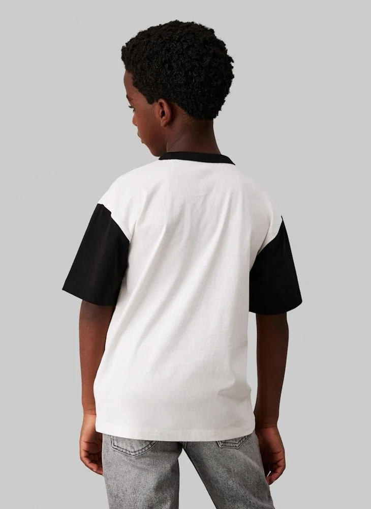 كالفن كلاين جينز Kids Color Block Graphic T-Shirt