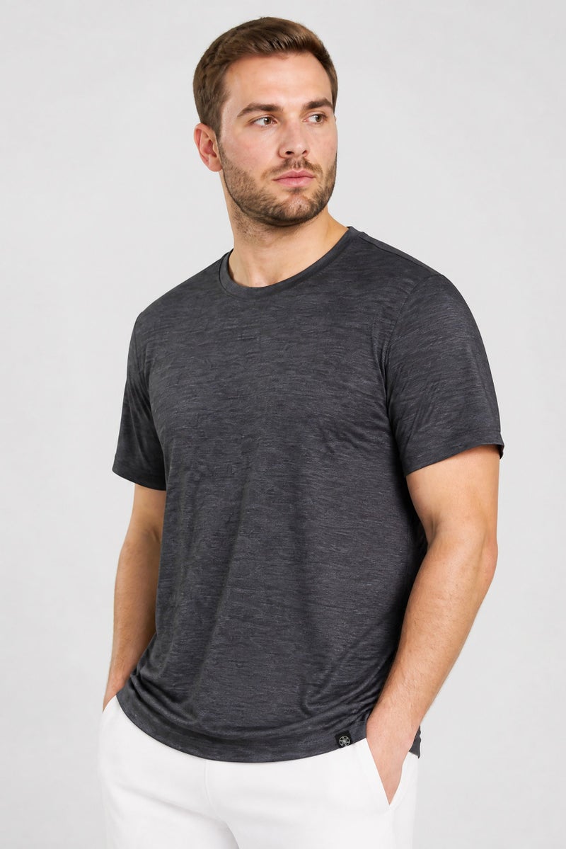 Gaiam Men Slim Fit Short Sleeve Training T-Shirt, Dark Grey - Image 2