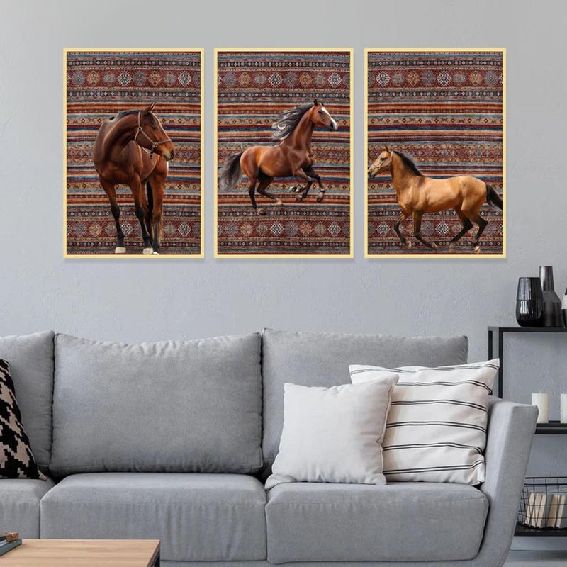 ماركتنا ثلاث لوحات قماشية بتصميم حصان مع برواز مجوف مقاس (90×40) ثلاث قطع - Image 1