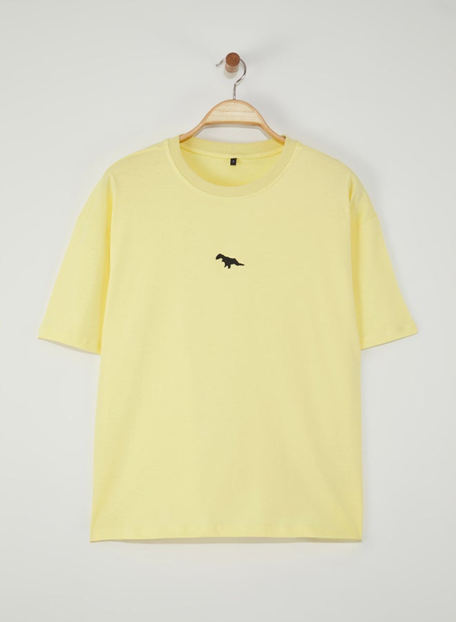 trendyol Yellow Oversize Dinosaur Embroidered T-shirt 100% Tok - Image 2