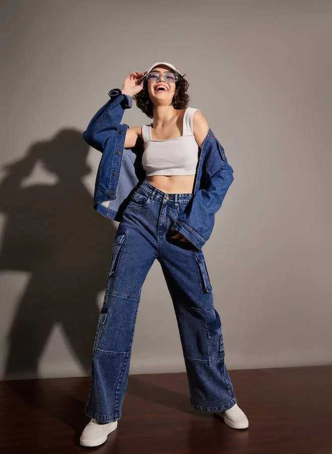 ساسافراس جينز بغسيل خفيف وجيوب متعددة بقصة مستقيمة