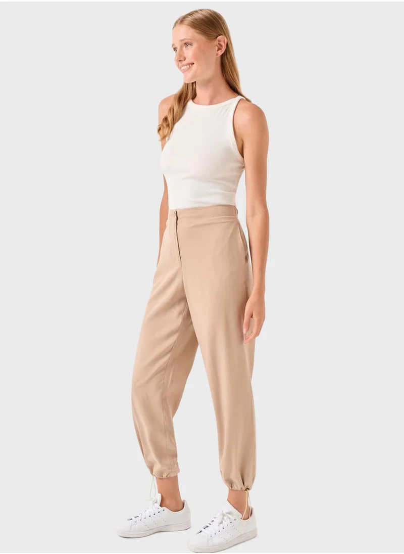 جيمي كي High Waist Cuffed Pants