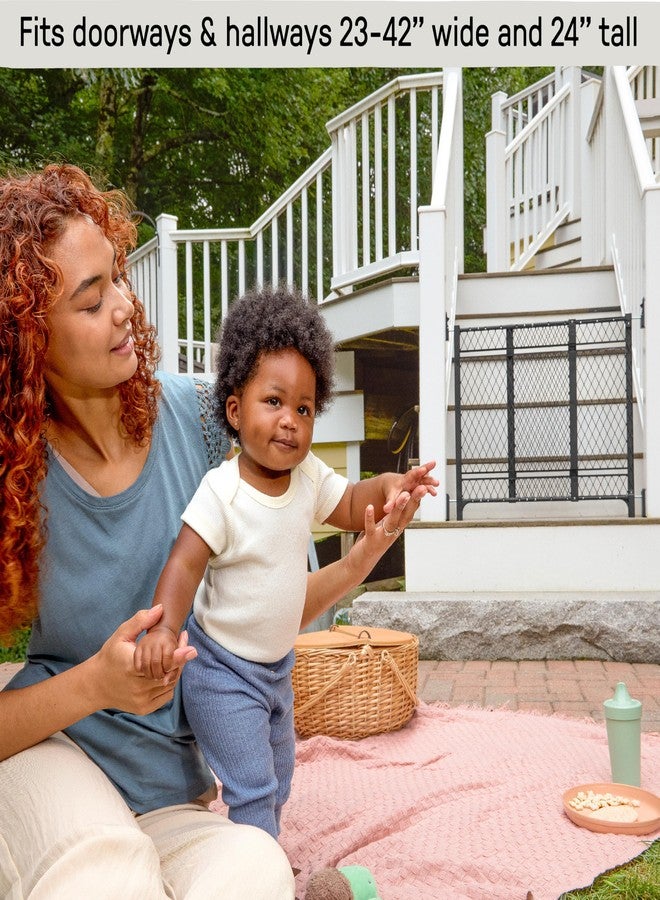 ingenuity بوابة الكلاب والرضع من إنجينيويتي، سلسلة 42W، داخلية وخارجية، لا تصدأ أو تتلاشى، لوحة بلاستيكية، تناسب الفتحات من 23-42 بوصة، ارتفاع 24 بوصة - Image 5