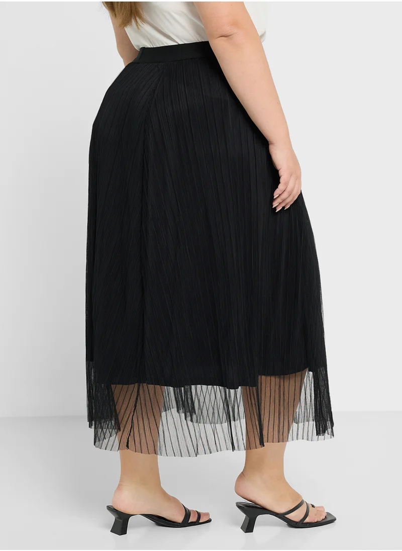 Only Carmakoma Textured Mesh Skirt