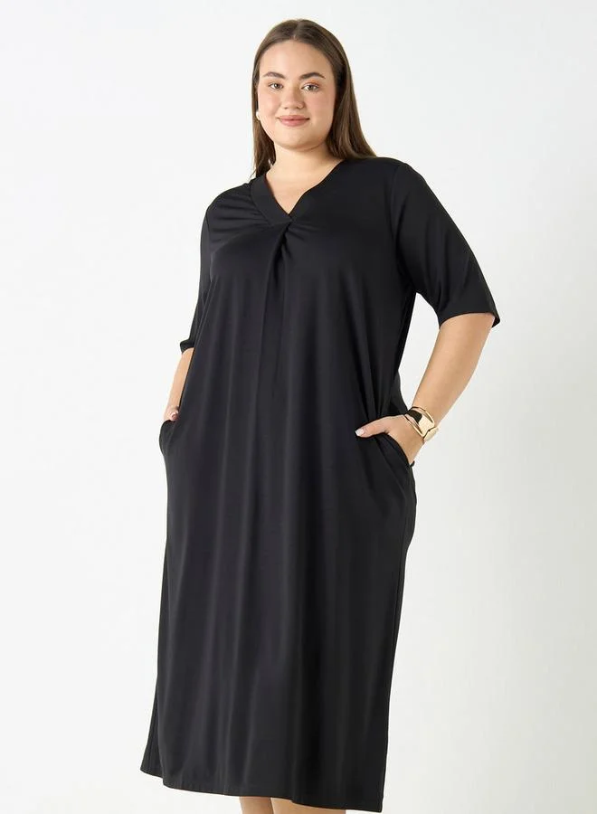 Ulla Popken Plus Size Ulla Popken V-neck Dress with Short Sleeves and Pockets
