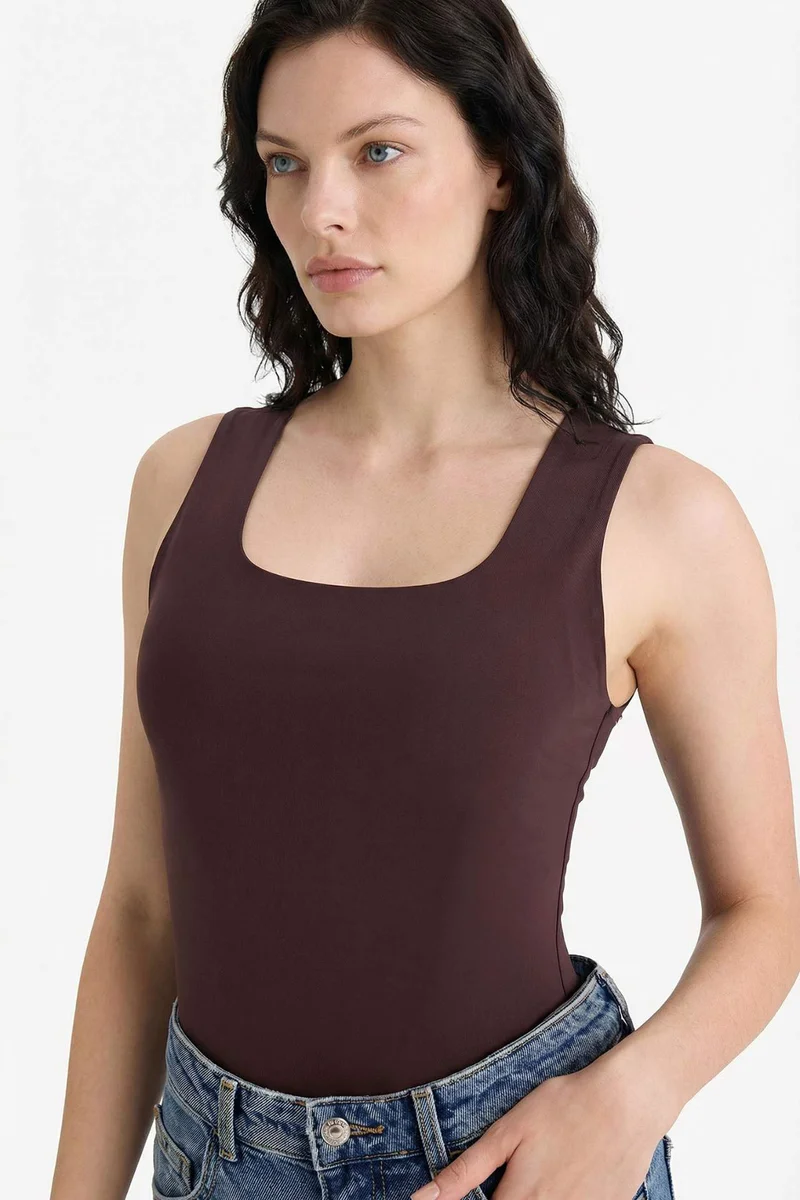 Defacto Slim Fit Basic Square Collar Sleeveless Tank Top